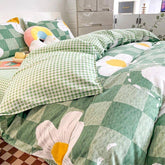 Light Green Checkered Daisies Bedding Set